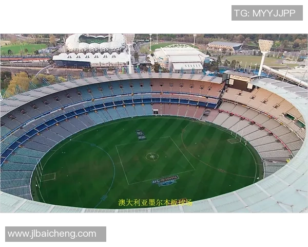 足球巨星场内外趣闻轶事揭秘从球场拼搏到生活花絮